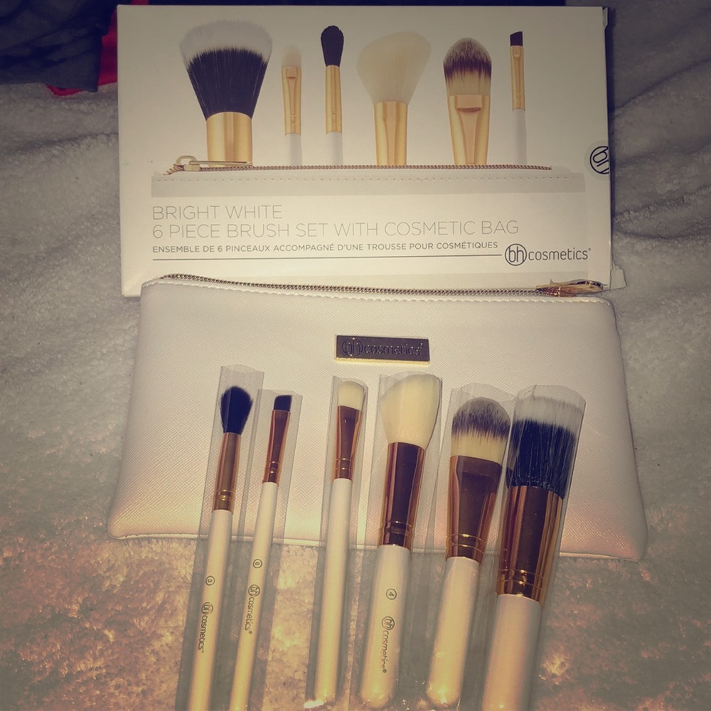 COPY - 6 piece makeup brush set w/ cosmetic bag